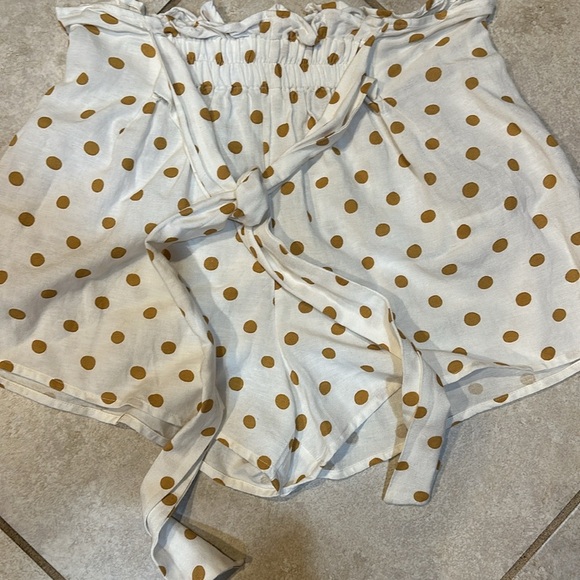 Billabong Cream High Waisted Flowy Beach Shorts S Gold Polka Dots - Picture 5 of 7